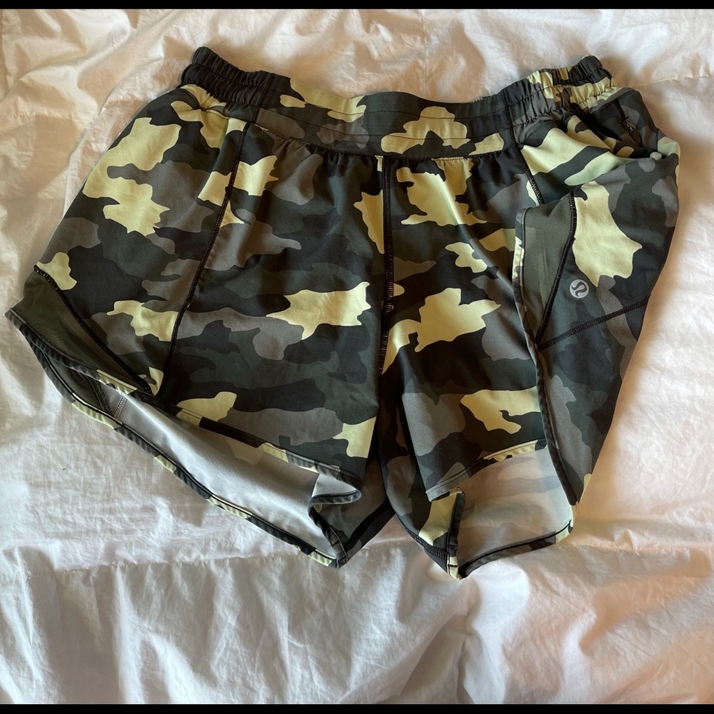 hotty hot camo lulu shorts